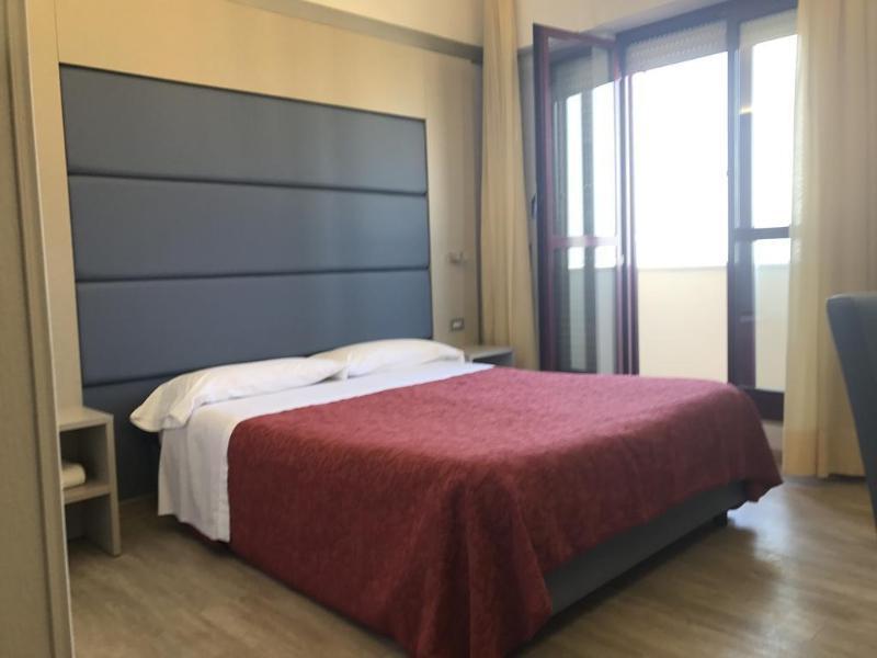 Hotel Elisabeth Due Fano Buitenkant foto