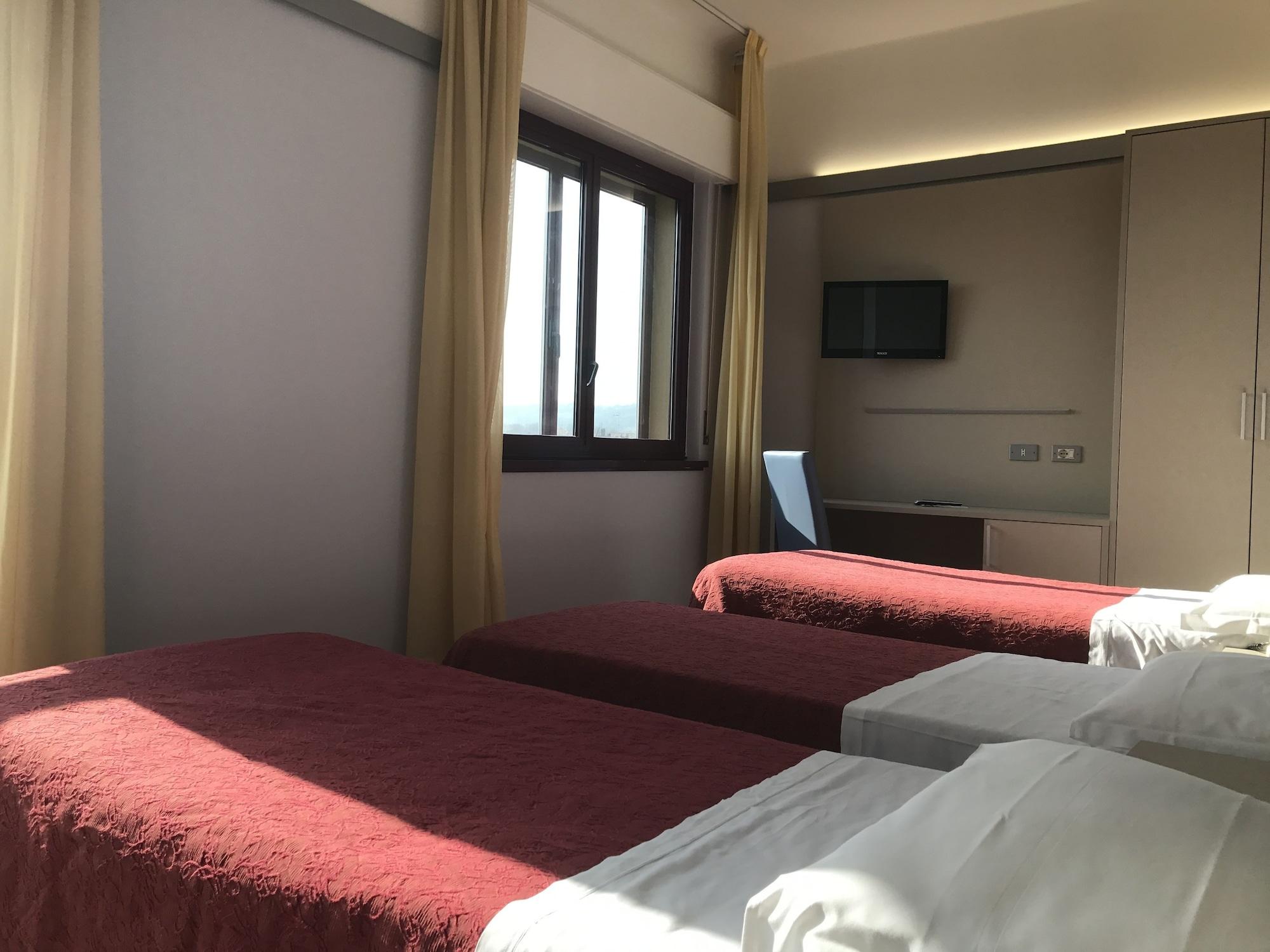 Hotel Elisabeth Due Fano Buitenkant foto