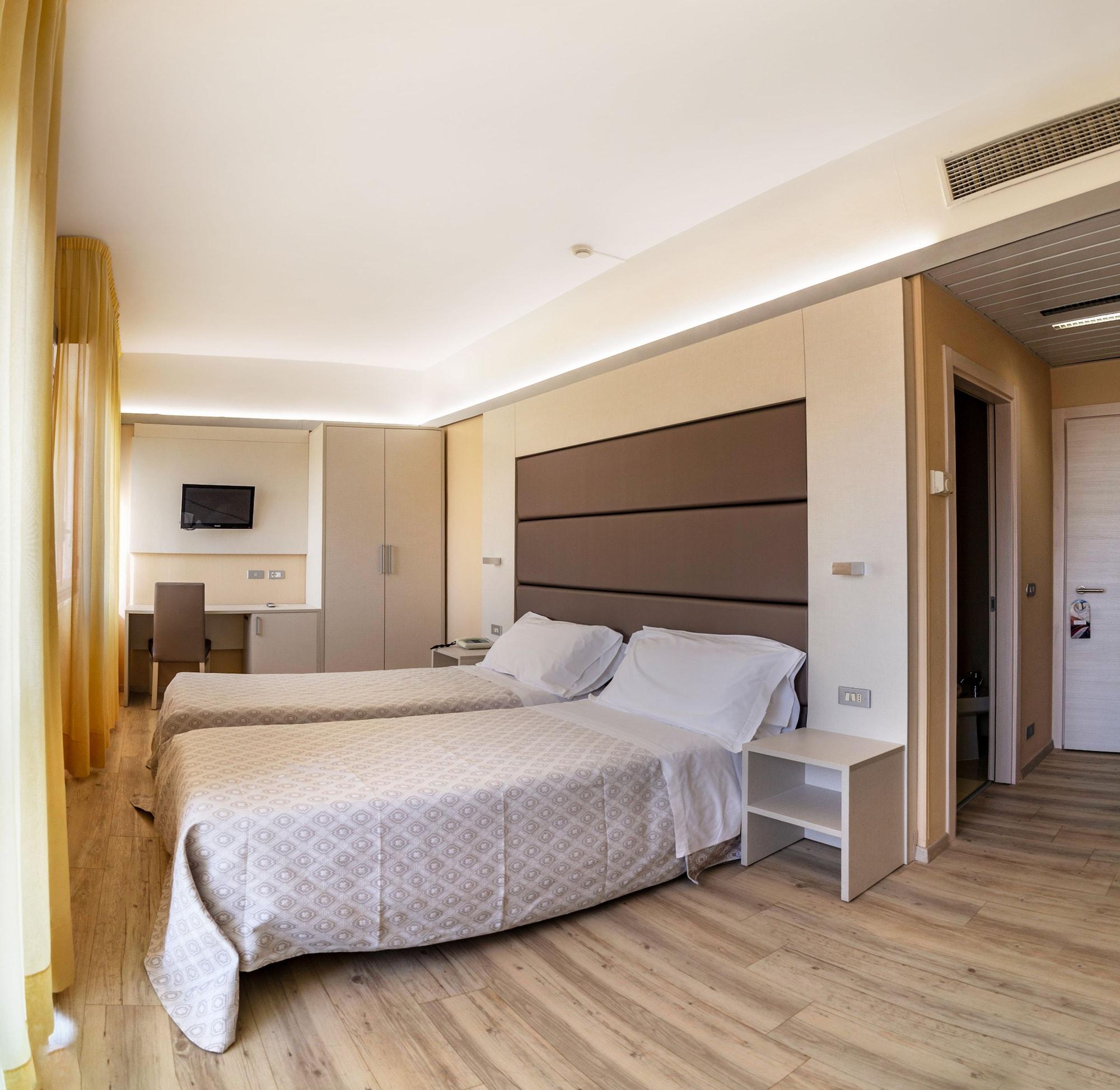 Hotel Elisabeth Due Fano Buitenkant foto