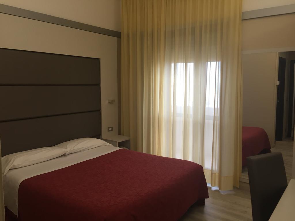 Hotel Elisabeth Due Fano Buitenkant foto