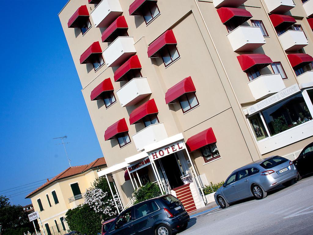 Hotel Elisabeth Due Fano Buitenkant foto